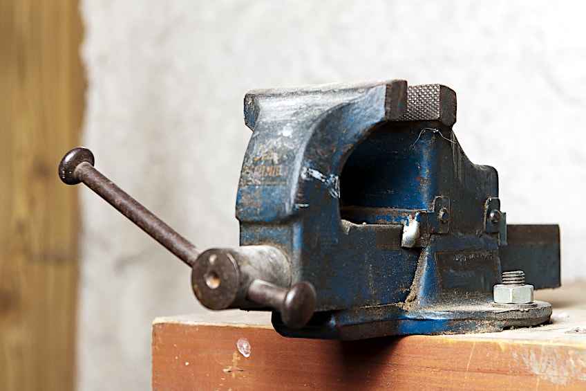 Bench Vise Clamp
