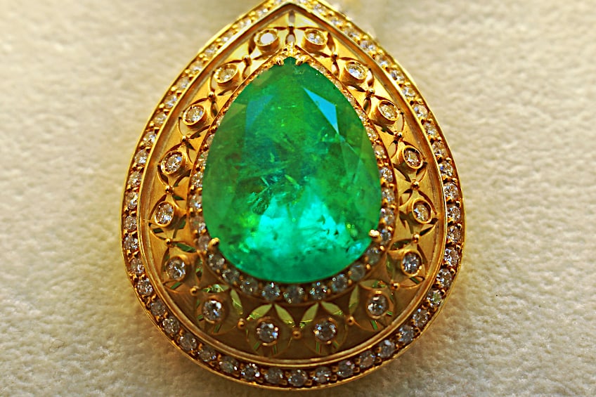 Emerald Color Name