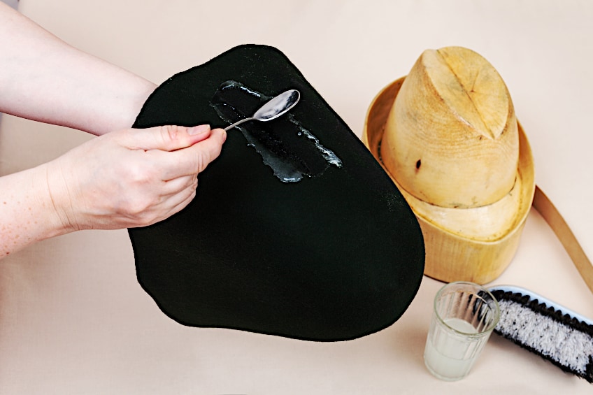 Glue for Making a Felt Hat