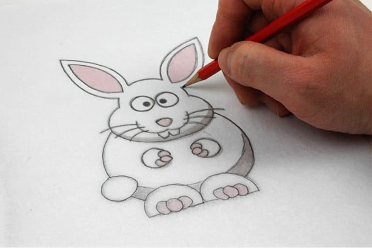Tracing Pictures – The 6 Best Methods of How to Trace a Drawing
