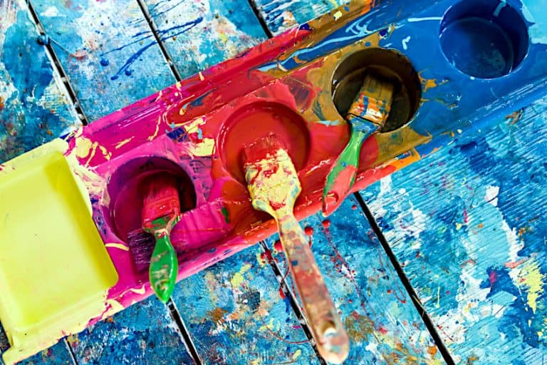 What Colors Make Magenta? – How to Mix Magenta-Colored Paint