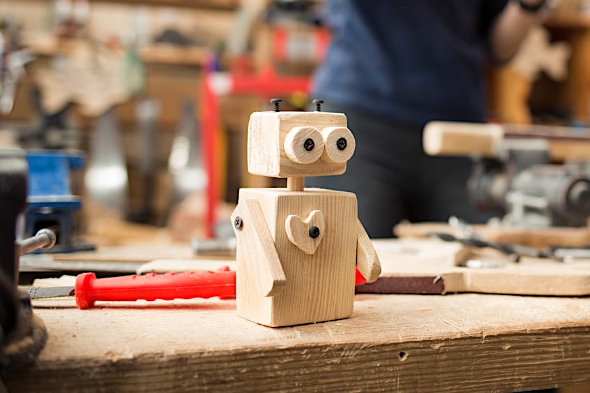 Wooden Robot Toy Project